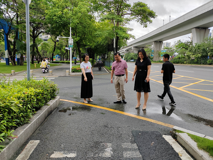 市交通运输局龙岗管理局深入推进辖区主干道再排查再整治.png