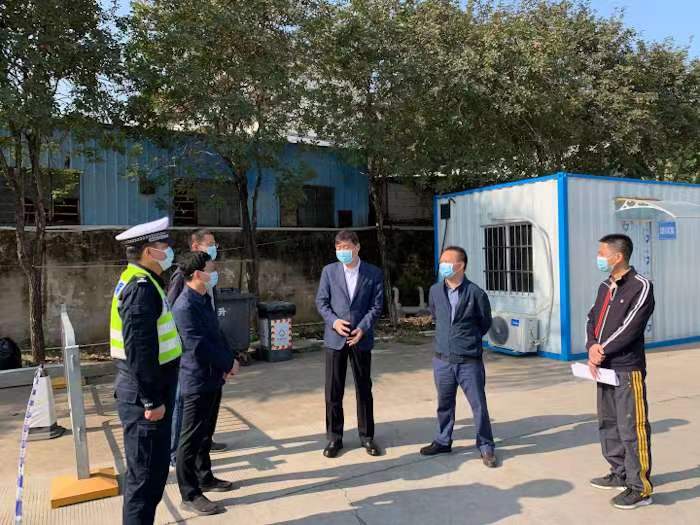 深圳市交通运输局徐炜副局长赴龙岗开展疫情防控督导检查(1).jpg