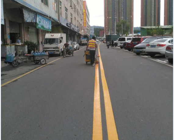 道路划线完成