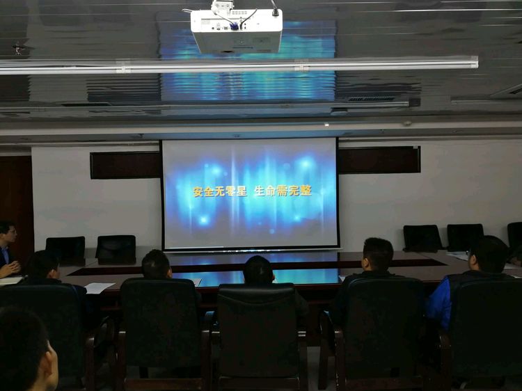 观看“零星工程警示宣传片” 观看“零星工程警示宣传片”