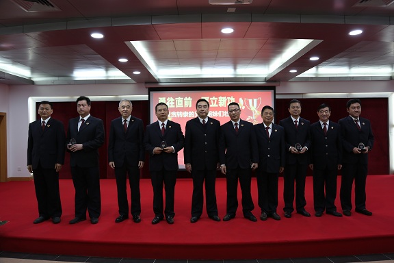 12、全体班子成员与转隶人员合影留念（6）