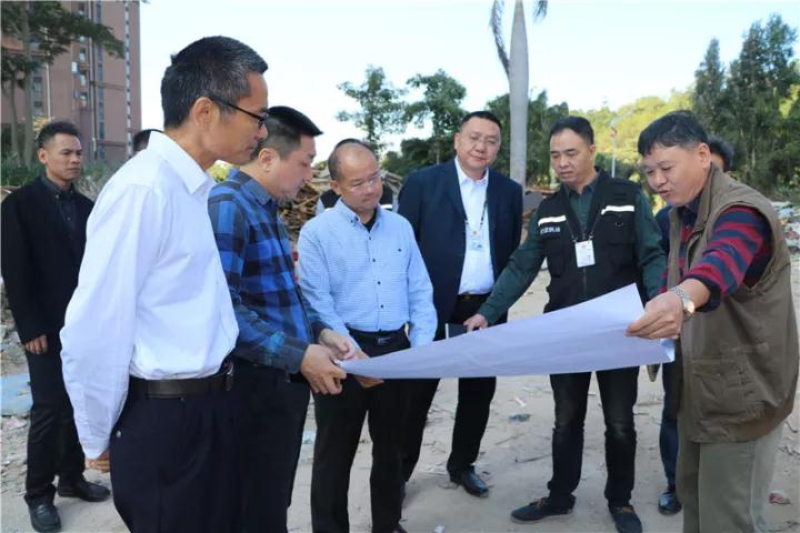 悦心园、悦山湖与水官高速间空地