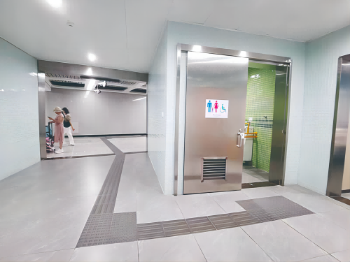 推进无障碍环境建设龙岗助力残疾人走出家门