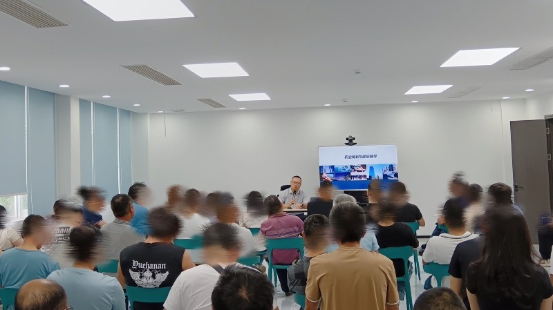 龙岗区开展职业规划与就业辅导主题教育活动.jpg