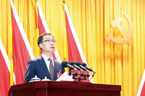 中共深圳市龙岗区第七届代表大会第四次会议召开