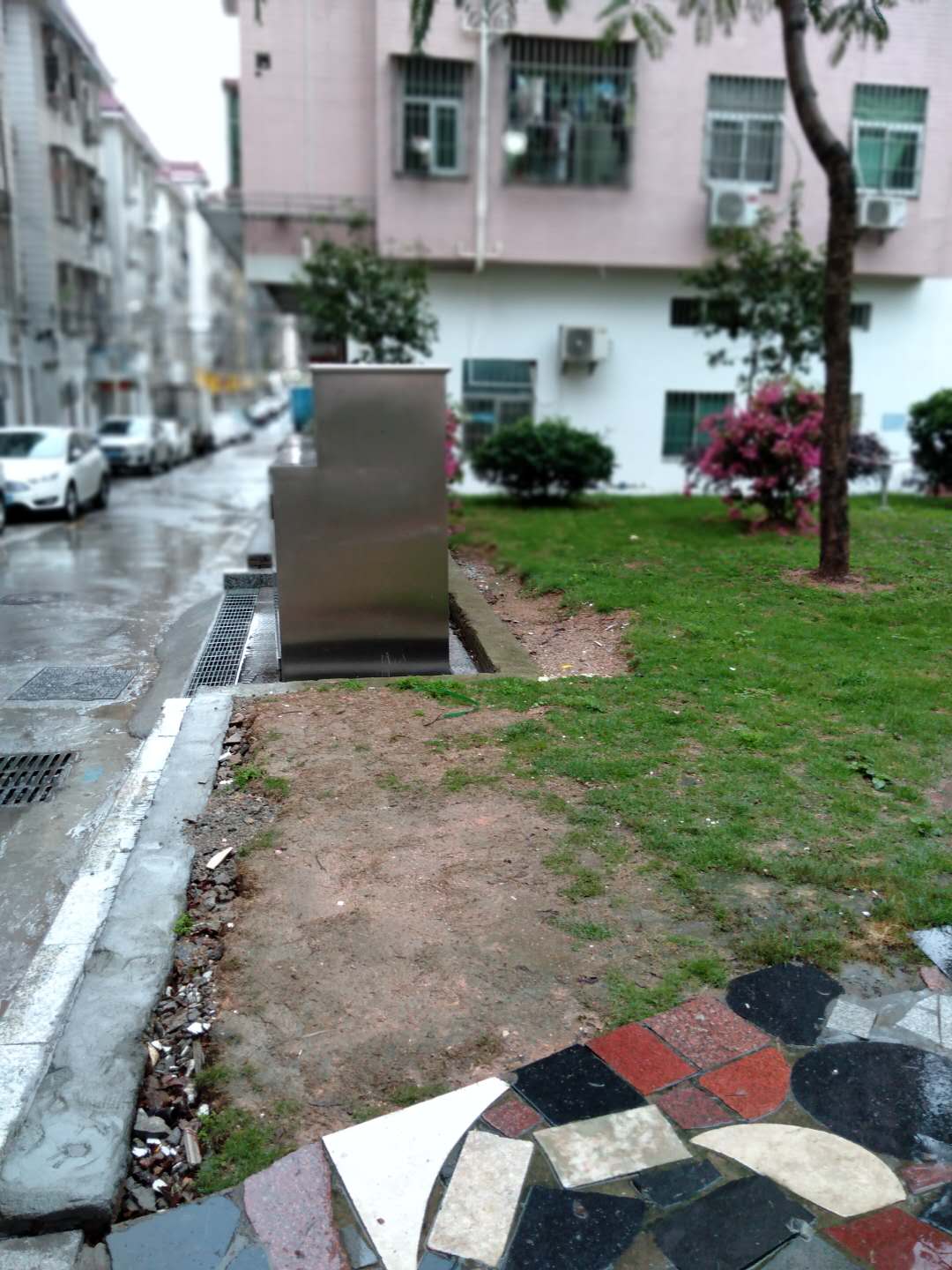 5.旺塘社区公园补种1.jpg