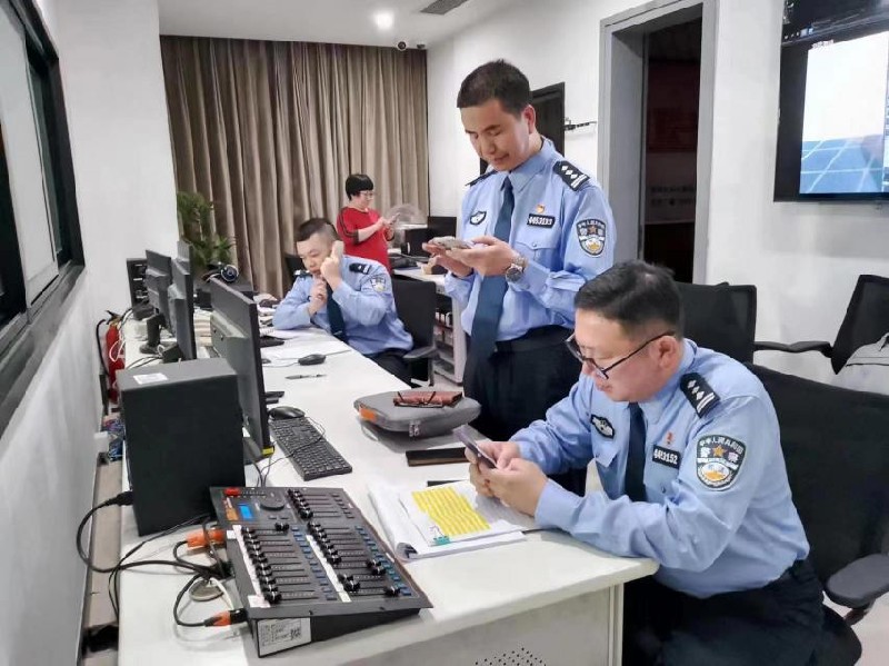 节目结束后三位嘉宾线上继续回复网友问题.jpg