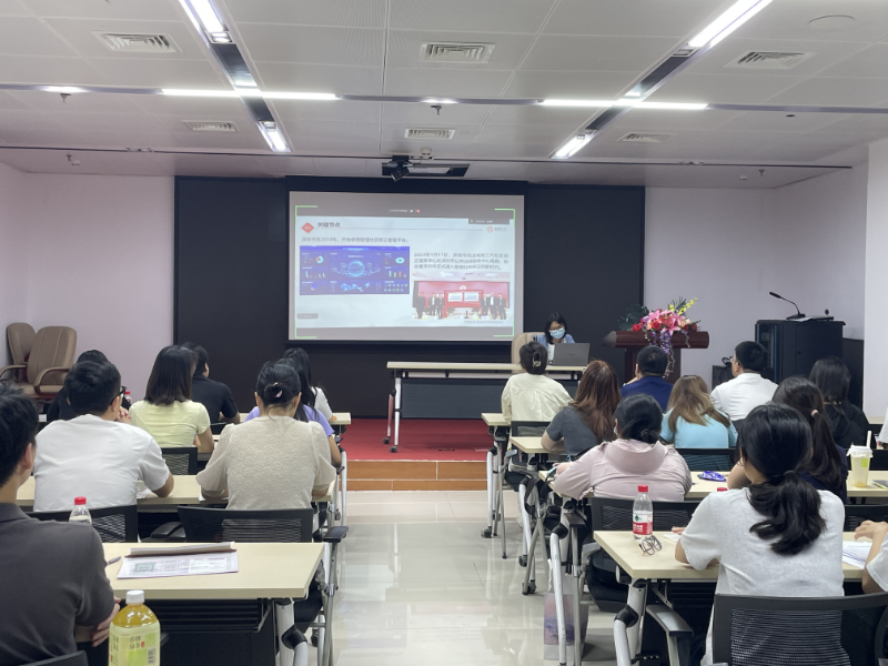 2. 龙岗区组织开展社区矫正业务专题培训.jpg